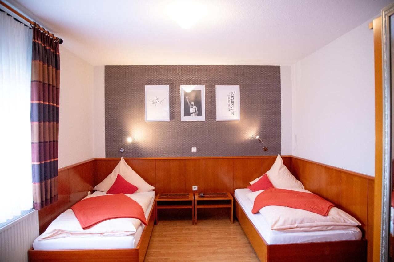 Kleines Hotel Westhus Doerpen Exterior photo